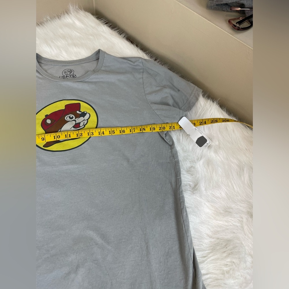 Bucees Gray T-Shirt with Bucees Logo large - Picture 7 of 10